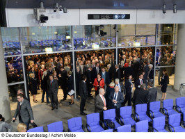 (c) Achim Melde, Bundestag; Hammelsprung bei der ersten regulären Sitzung am 22.11.2017