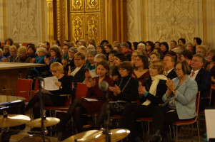 Empfang anlässlich des internationalen Frauentags im Augsburger Rathaus. Rund 500 Frauen und eine Handvoll Männer waren der Einladung gefolgt.